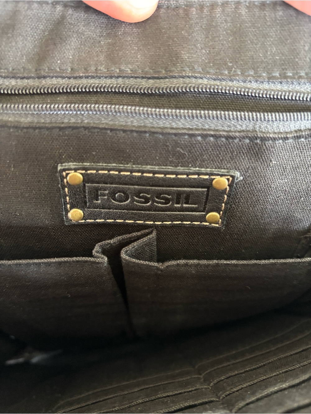 Fossil Leather Crossbody Purse - Picture 2 of 13
